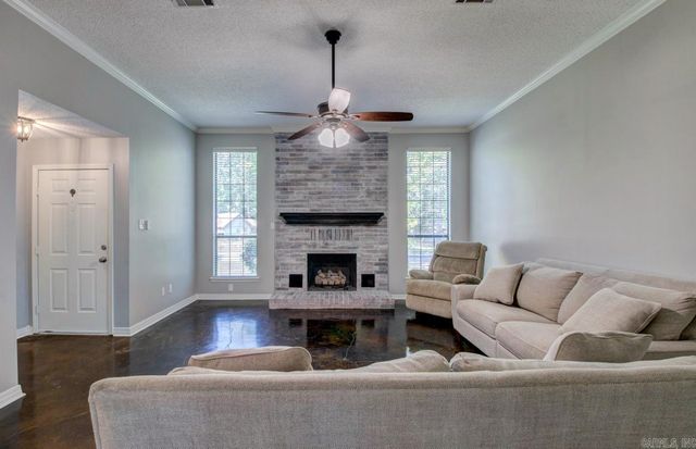 43 Yazoo Circle, Maumelle, AR 72113