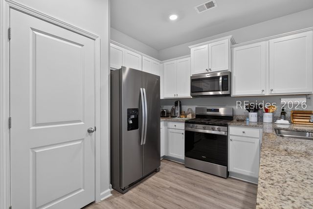 1869 Sanctum St, Ridgeland, SC 29936