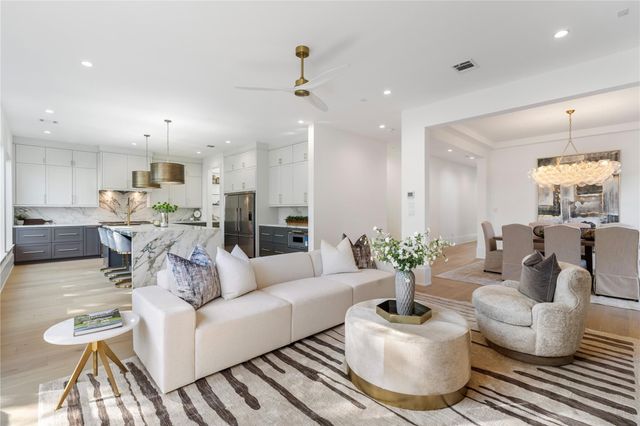 3815 Oberlin Street, Houston, TX 77005