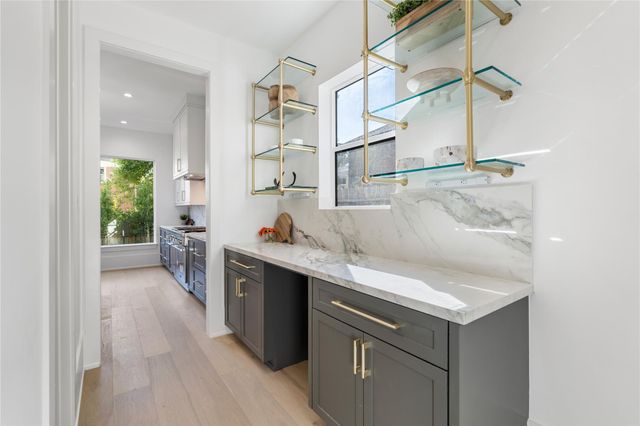 3815 Oberlin Street, Houston, TX 77005