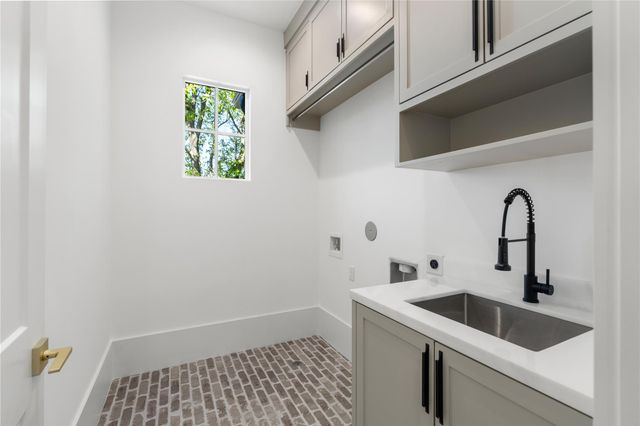 3815 Oberlin Street, Houston, TX 77005