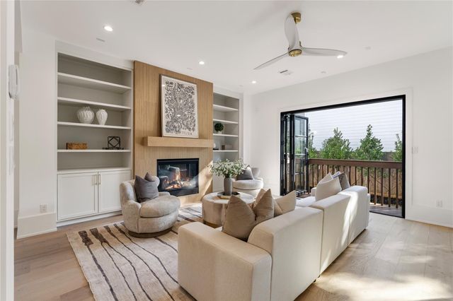 3815 Oberlin Street, Houston, TX 77005