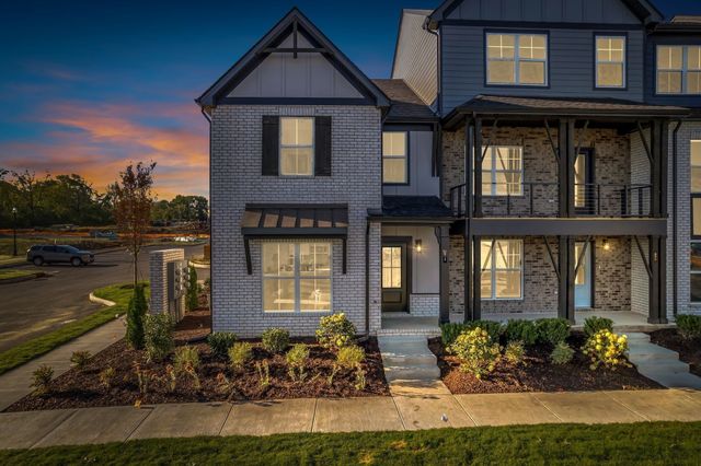 602 Granbury PVT Drive, Hendersonville, TN 37075
