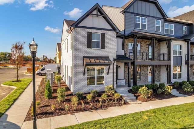 602 Granbury PVT Drive, Hendersonville, TN 37075