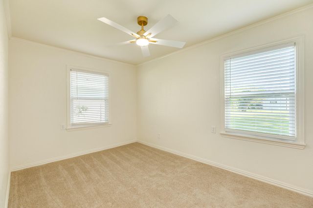 508 Center Way Street, Lake Jackson, TX 77566