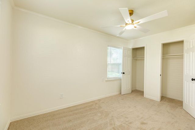 508 Center Way Street, Lake Jackson, TX 77566