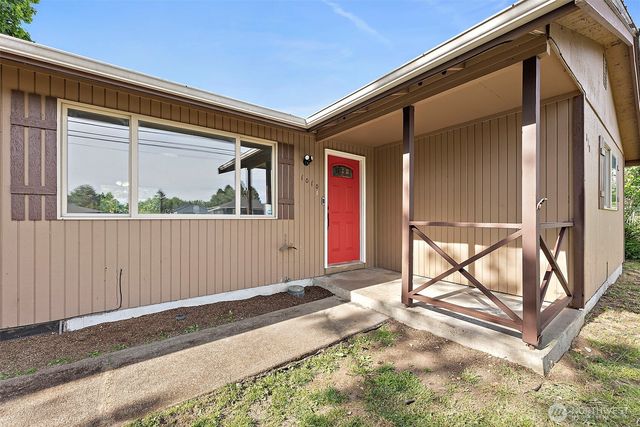 1010 S 88th Street, Tacoma, WA 98444