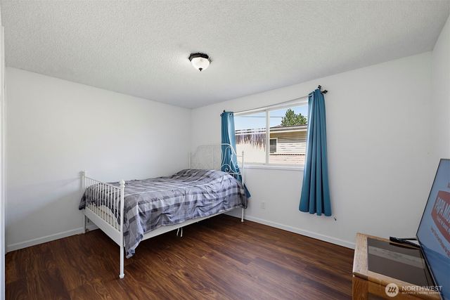 1010 S 88th Street, Tacoma, WA 98444
