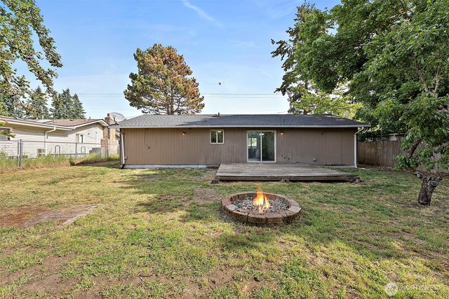 1010 S 88th Street, Tacoma, WA 98444