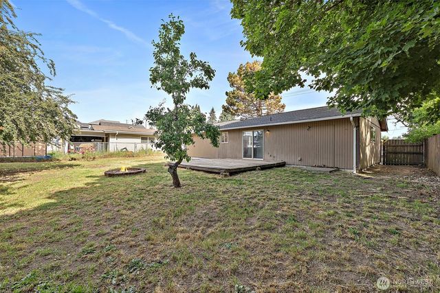 1010 S 88th Street, Tacoma, WA 98444