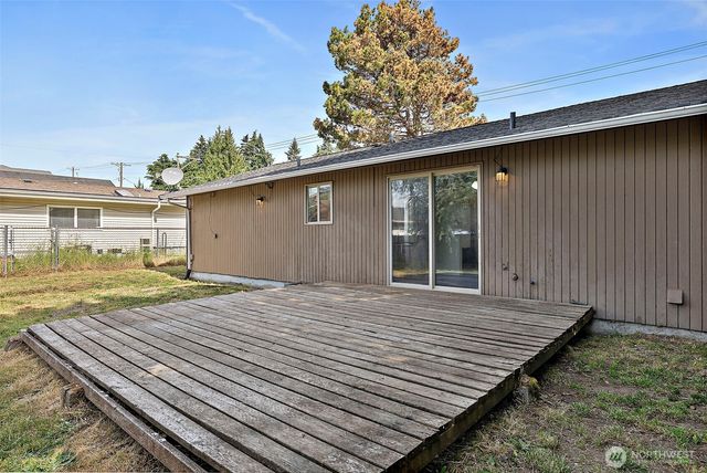 1010 S 88th Street, Tacoma, WA 98444