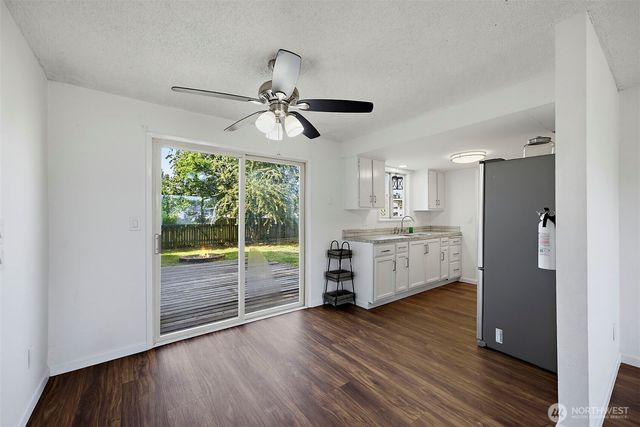 1010 S 88th Street, Tacoma, WA 98444