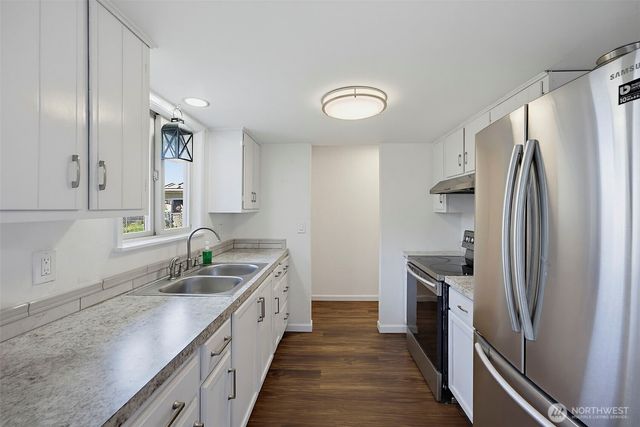 1010 S 88th Street, Tacoma, WA 98444