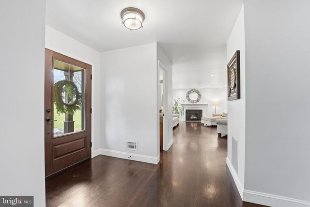 3214 DOMINY CT, Oakton, VA 22124