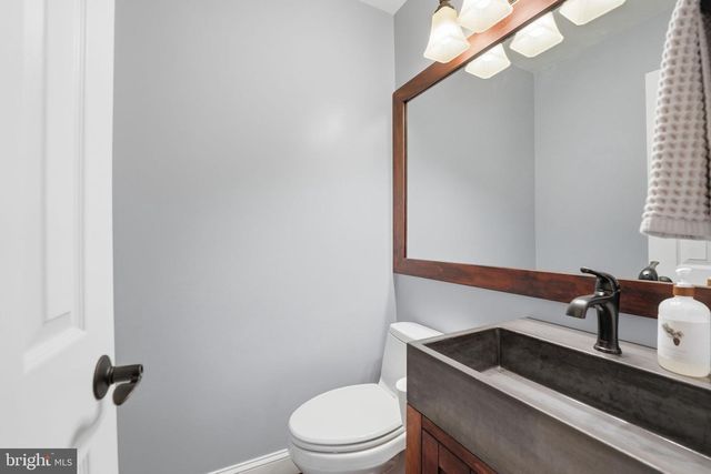 3214 DOMINY CT, Oakton, VA 22124