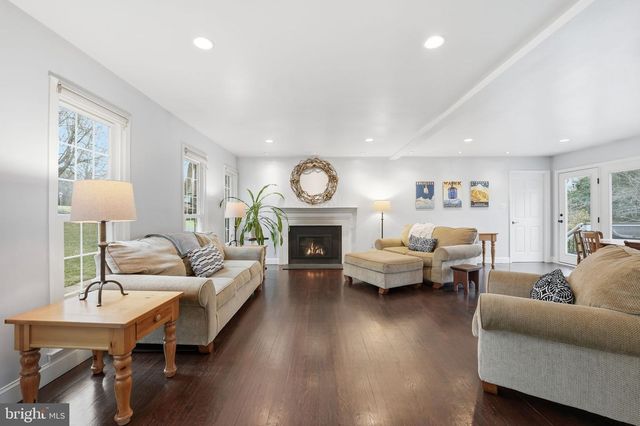 3214 DOMINY CT, Oakton, VA 22124