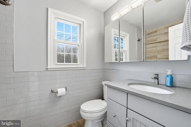 3214 DOMINY CT, Oakton, VA 22124