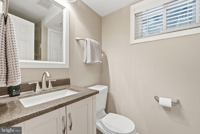 3214 DOMINY CT, Oakton, VA 22124