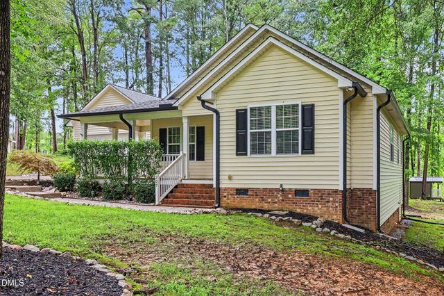 307 Gordon Farm Drive, Benson, NC 27504