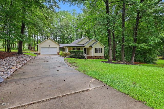307 Gordon Farm Drive, Benson, NC 27504