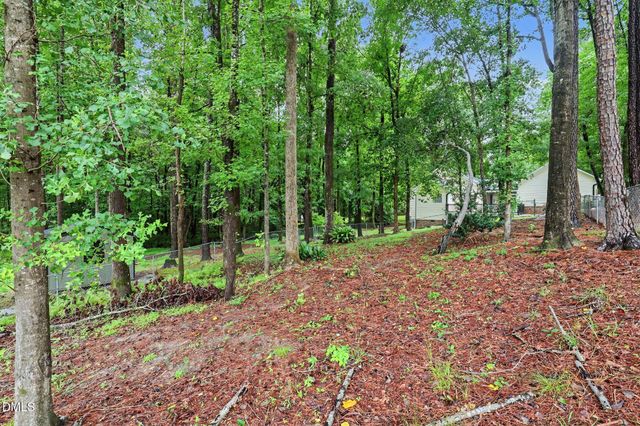 307 Gordon Farm Drive, Benson, NC 27504