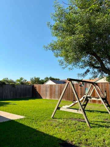 5664 Perrin Street, The Colony, TX 75056