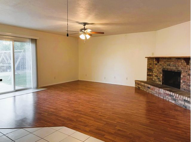 5664 Perrin Street, The Colony, TX 75056