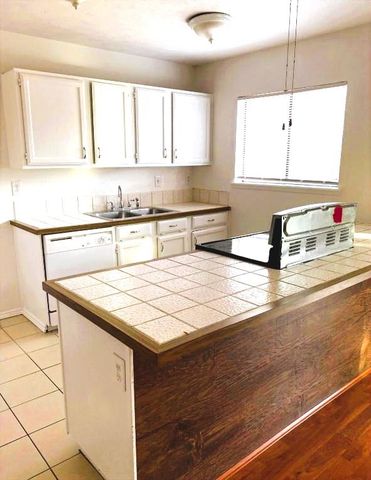5664 Perrin Street, The Colony, TX 75056