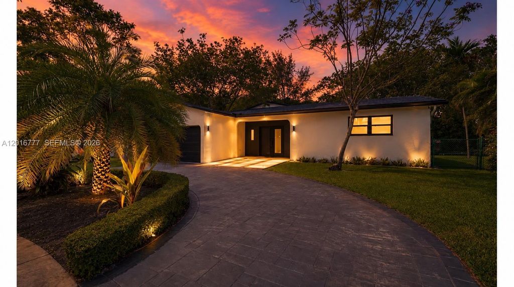 3411 Thomas Street, Hollywood, FL 33021