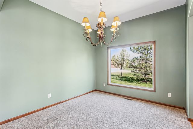 2318 N Castle Rock Ct, Wichita, KS 67228