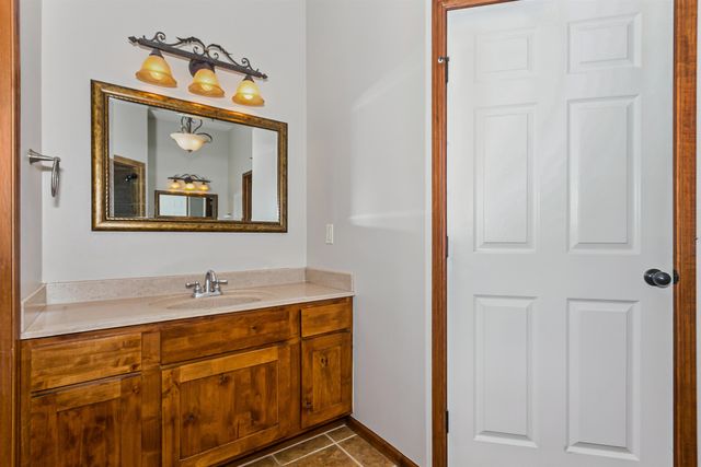 2318 N Castle Rock Ct, Wichita, KS 67228