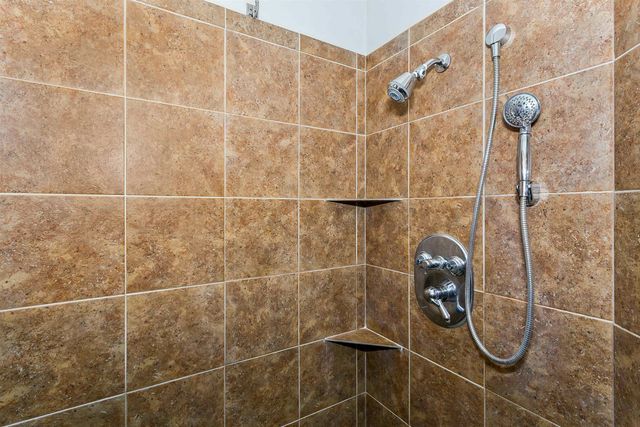 2318 N Castle Rock Ct, Wichita, KS 67228