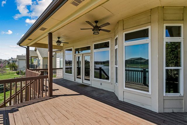 2318 N Castle Rock Ct, Wichita, KS 67228