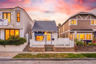 221 21st Street, Huntington Beach, CA 92648