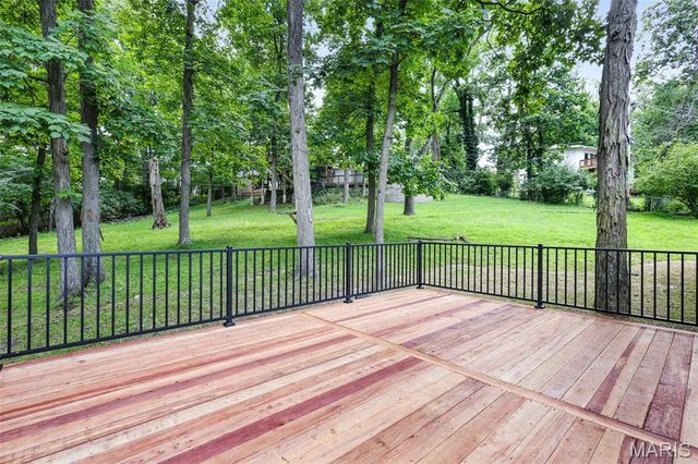 246 Leichester Circle, Ballwin, MO 63011