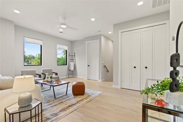 9 E STEELE STREET, Orlando, FL 32804