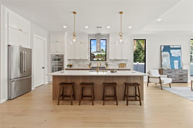 9 E STEELE STREET, Orlando, FL 32804