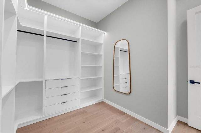 9 E STEELE STREET, Orlando, FL 32804