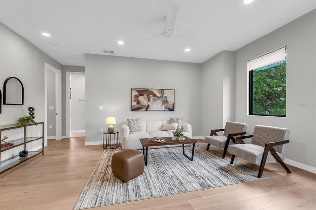 9 E STEELE STREET, Orlando, FL 32804