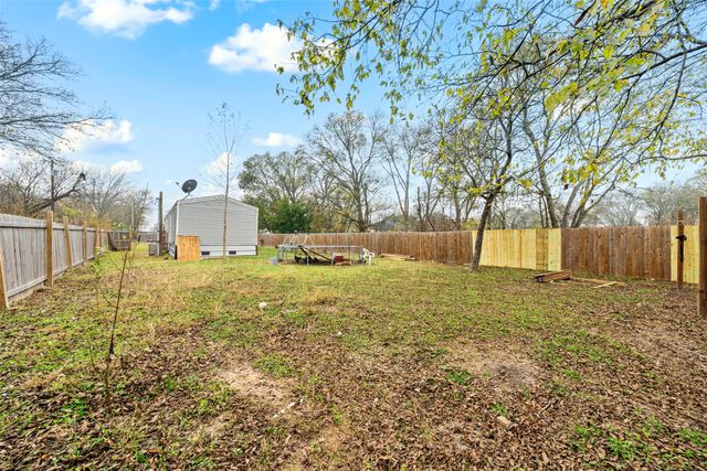 312 N Douglas Street, Mart, TX 76664