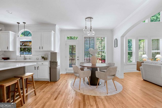 195 Woodcliff Court, Suwanee, GA 30024