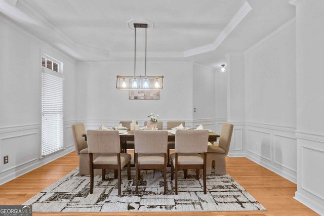 195 Woodcliff Court, Suwanee, GA 30024