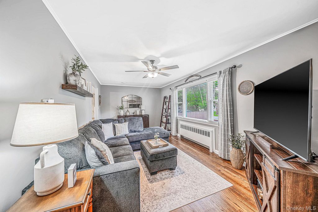 24 Alma Avenue, Lake Grove, NY 11755 — photo 5