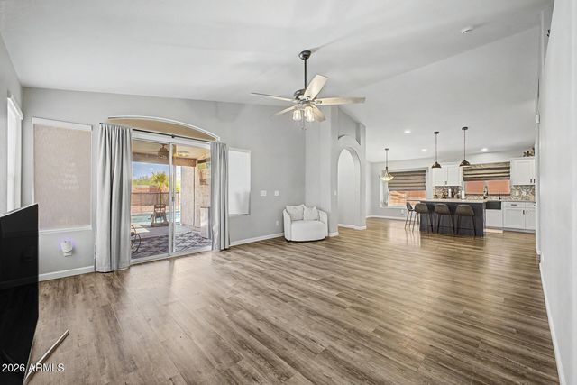 1119 E PONTIAC Drive, Phoenix, AZ 85024