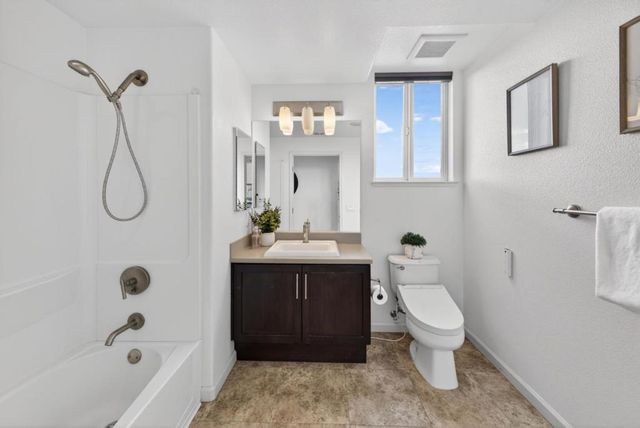 912 Campisi Way 417, Campbell, CA 95008