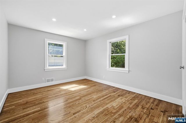 768 Birch Avenue, New Milford, NJ 07646