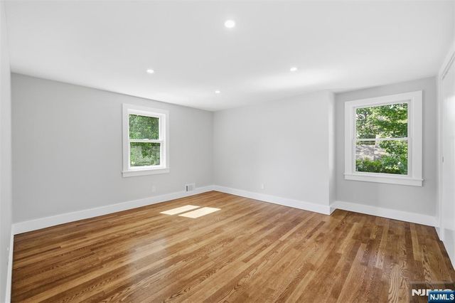768 Birch Avenue, New Milford, NJ 07646