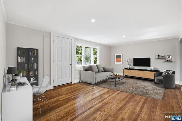 768 Birch Avenue, New Milford, NJ 07646