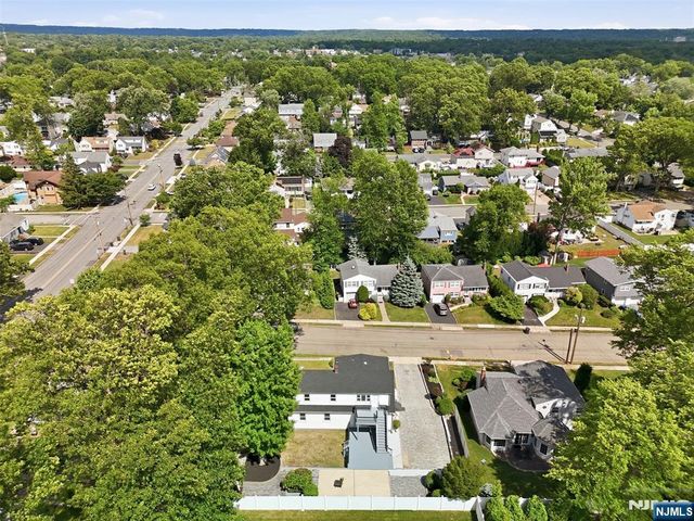 768 Birch Avenue, New Milford, NJ 07646