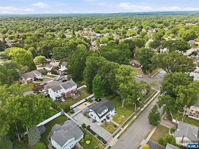 768 Birch Avenue, New Milford, NJ 07646